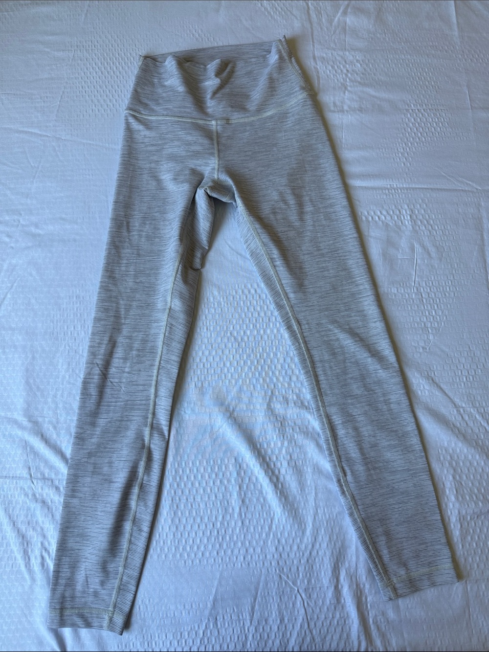 Lululemon Wunder Under Hi-Rise 7/8 Tight *25"
Wee Are From Space Ice Grey Alpine - Picture 5 of 11